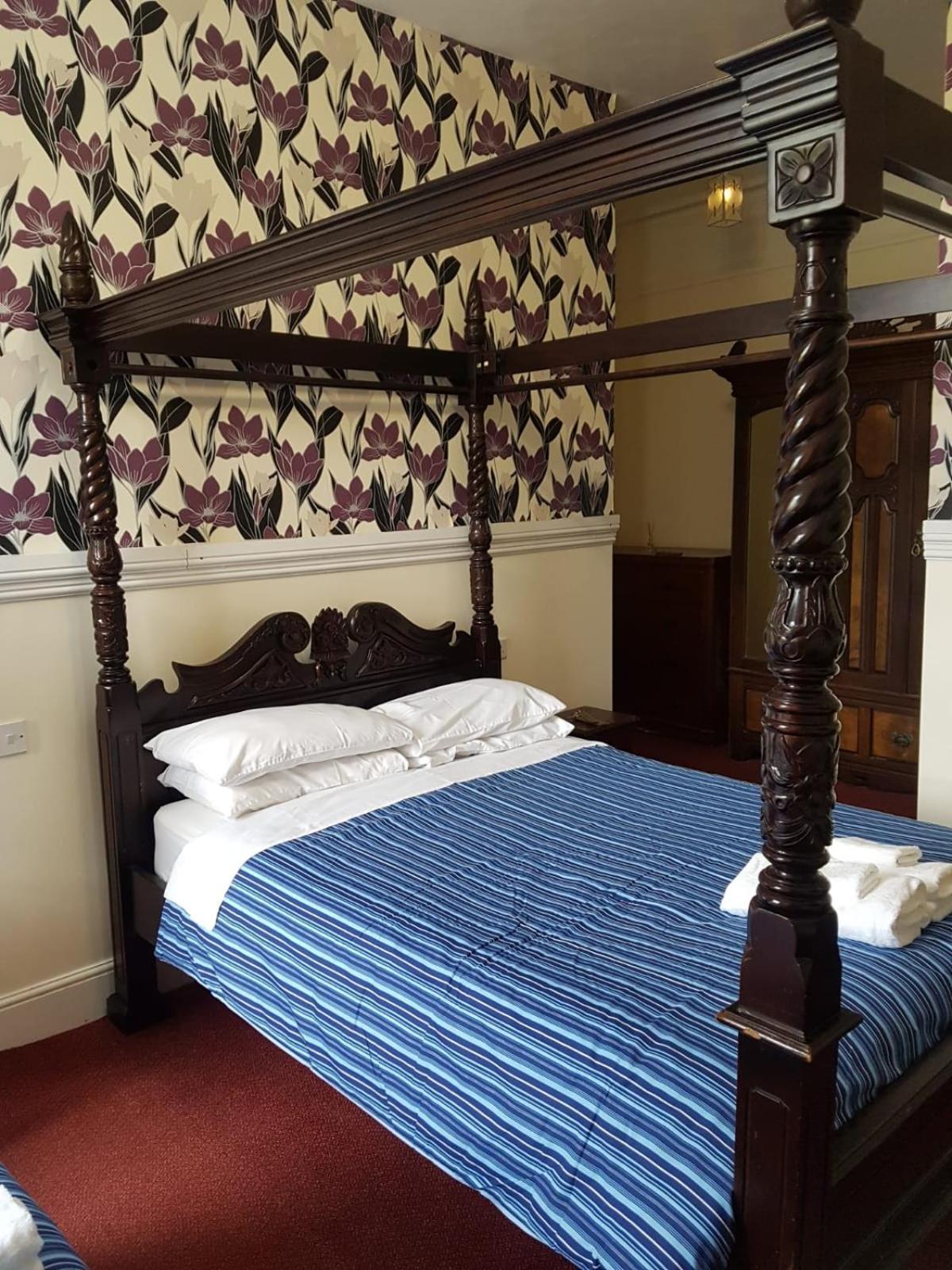 The Lismore Hotel Банбъри Стая снимка